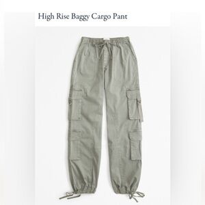 Abercrombie & Fitch Green High Waist Baggy Cargo Pants Size Small Short